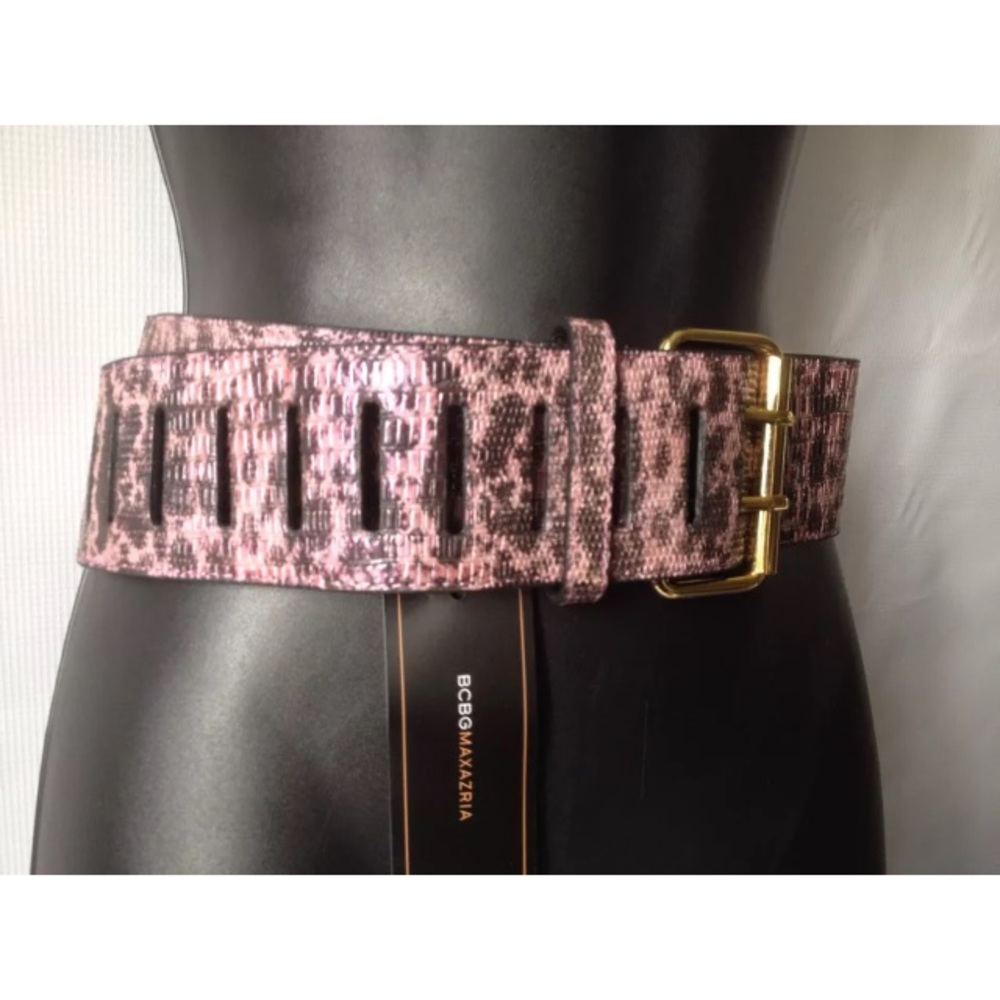 BCBG WIDE WAIST BELT PINK FAUX CROC GOLD BUCKLE - Picture 3 of 5